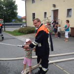 Besuch des Kindergarten bei der Feuerwehr am 23.07.2015