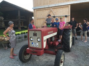 2. Kinder- und Jugendtag mit Lagerfeuer und Zelten