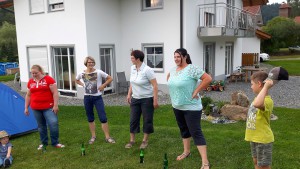 2. Kinder- und Jugendtag mit Lagerfeuer und Zelten