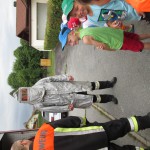 Besuch des Kindergarten bei der Feuerwehr am 23.07.2015