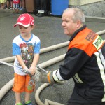 Besuch des Kindergarten bei der Feuerwehr am 23.07.2015