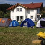 1. Kinder- und Jugendtag mit Lagerfeuer und Zelten