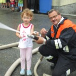 Besuch des Kindergarten bei der Feuerwehr am 23.07.2015