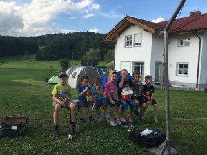 2. Kinder- und Jugendtag mit Lagerfeuer und Zelten