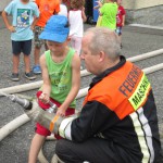Besuch des Kindergarten bei der Feuerwehr am 23.07.2015